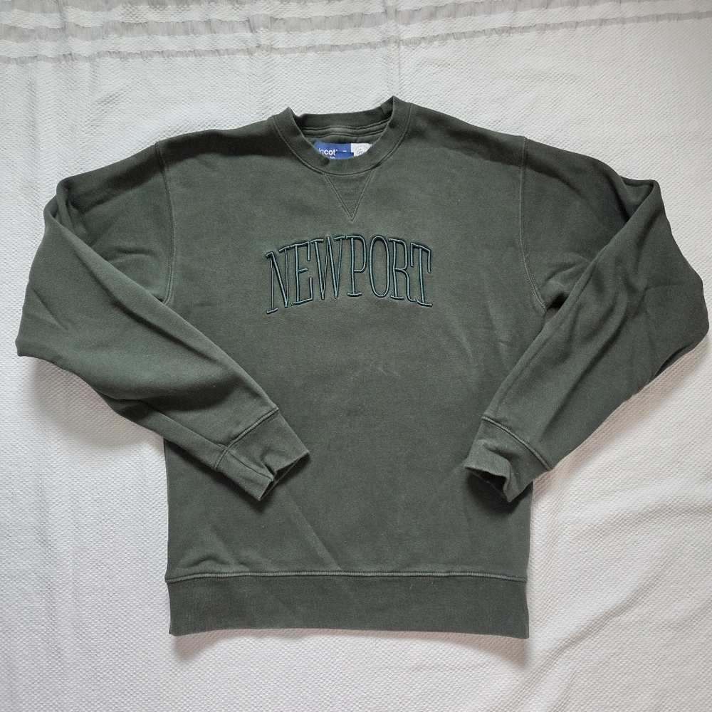 NEWPORT Olive Crewneck Sweatshirt - Classic Logo Pullover